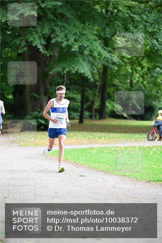 30.08.2026 - Blankeneser Heldenlauf Dr. Thomas Lammeyer http://msf.ph/oto/10038372 30.08.2026 11:08:10 Laufen 4259 meine-sportfotos.de