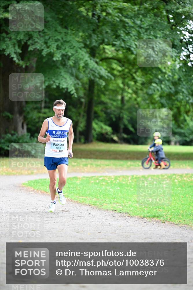30.08.2026 - Blankeneser Heldenlauf Dr. Thomas Lammeyer http://msf.ph/oto/10038376 30.08.2026 11:08:11 Laufen 4259, 57 meine-sportfotos.de