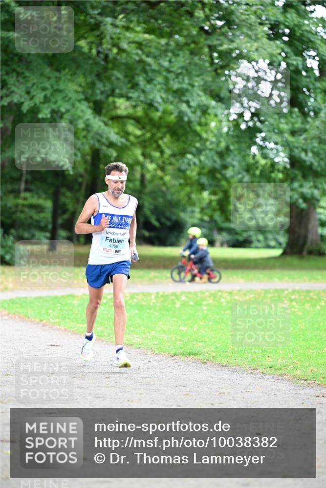30.08.2026 - Blankeneser Heldenlauf Dr. Thomas Lammeyer http://msf.ph/oto/10038382 30.08.2026 11:08:12 Laufen 4259 meine-sportfotos.de