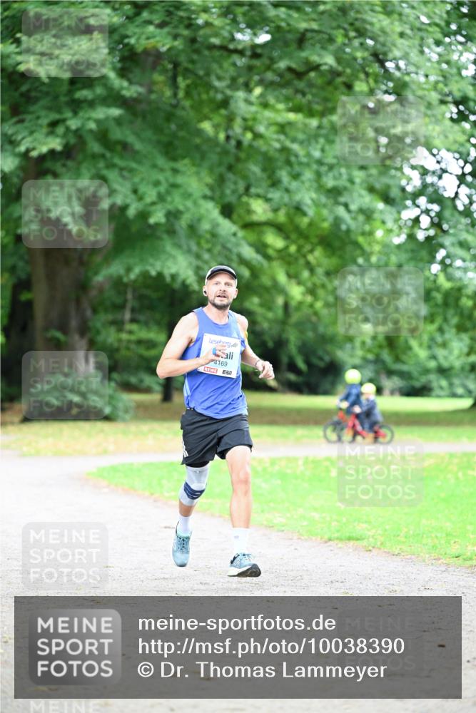 30.08.2026 - Blankeneser Heldenlauf Dr. Thomas Lammeyer http://msf.ph/oto/10038390 30.08.2026 11:08:14 Laufen 4169 meine-sportfotos.de