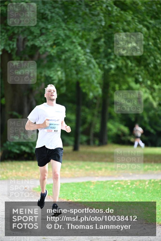 30.08.2026 - Blankeneser Heldenlauf Dr. Thomas Lammeyer http://msf.ph/oto/10038412 30.08.2026 11:08:45 Laufen 4382 meine-sportfotos.de