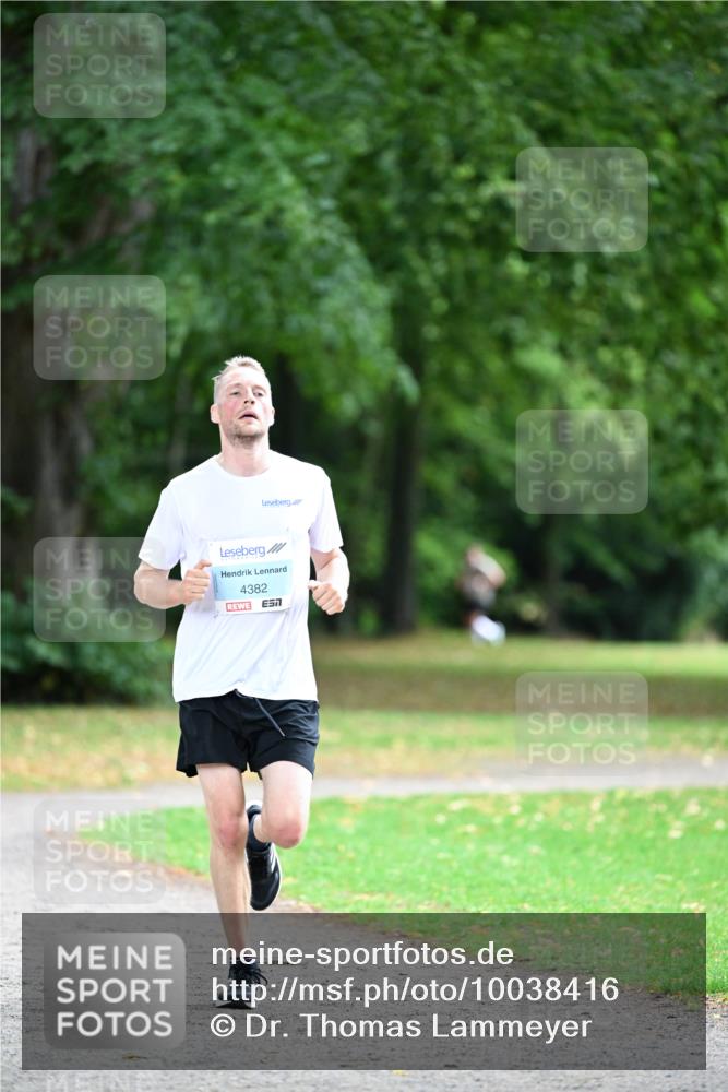 30.08.2026 - Blankeneser Heldenlauf Dr. Thomas Lammeyer http://msf.ph/oto/10038416 30.08.2026 11:08:45 Laufen 4382 meine-sportfotos.de