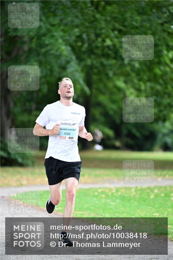 30.08.2026 - Blankeneser Heldenlauf Dr. Thomas Lammeyer http://msf.ph/oto/10038418 30.08.2026 11:08:46 Laufen 4382, 7 meine-sportfotos.de