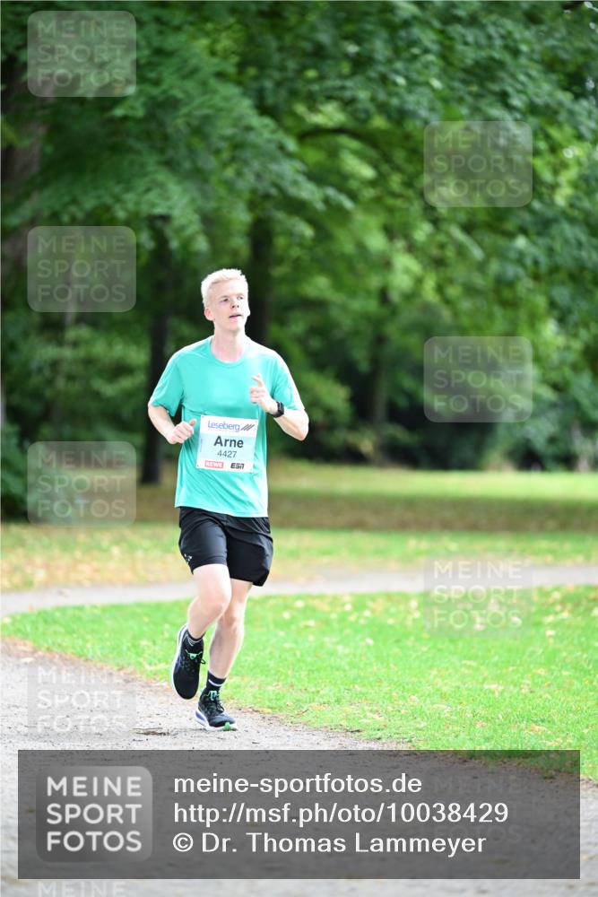 30.08.2026 - Blankeneser Heldenlauf Dr. Thomas Lammeyer http://msf.ph/oto/10038429 30.08.2026 11:08:54 Laufen 4427, 7 meine-sportfotos.de