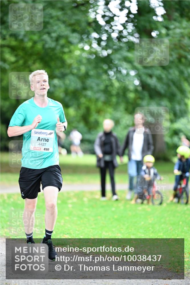 30.08.2026 - Blankeneser Heldenlauf Dr. Thomas Lammeyer http://msf.ph/oto/10038437 30.08.2026 11:08:55 Laufen 4427 meine-sportfotos.de