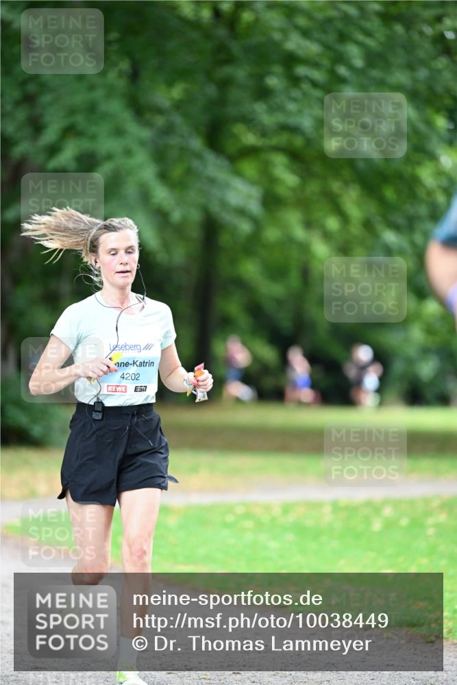 30.08.2026 - Blankeneser Heldenlauf Dr. Thomas Lammeyer http://msf.ph/oto/10038449 30.08.2026 11:08:59 Laufen 4202, 7 meine-sportfotos.de