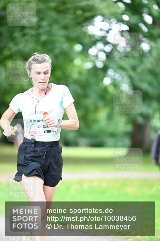 30.08.2026 - Blankeneser Heldenlauf Dr. Thomas Lammeyer http://msf.ph/oto/10038456 30.08.2026 11:09:00 Laufen 4202, 7 meine-sportfotos.de