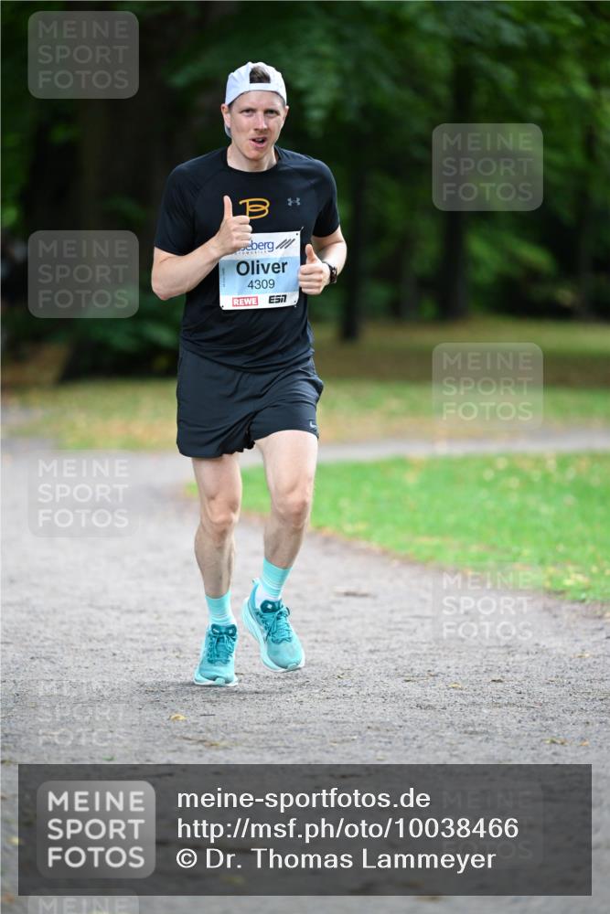 30.08.2026 - Blankeneser Heldenlauf Dr. Thomas Lammeyer http://msf.ph/oto/10038466 30.08.2026 11:09:03 Laufen 4309, 57 meine-sportfotos.de