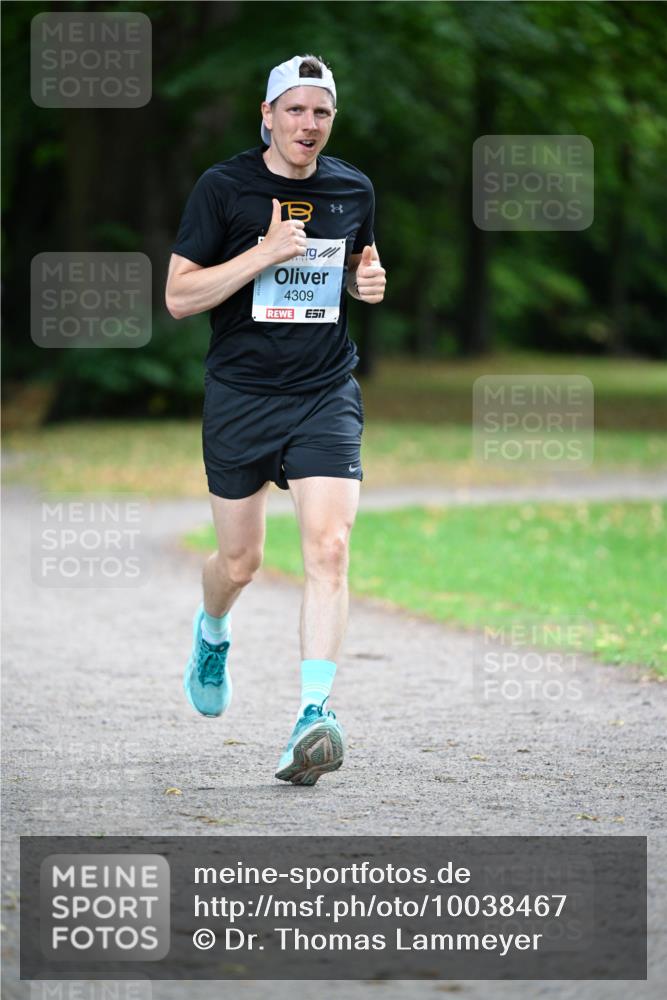 30.08.2026 - Blankeneser Heldenlauf Dr. Thomas Lammeyer http://msf.ph/oto/10038467 30.08.2026 11:09:03 Laufen 9, 4309, 57 meine-sportfotos.de