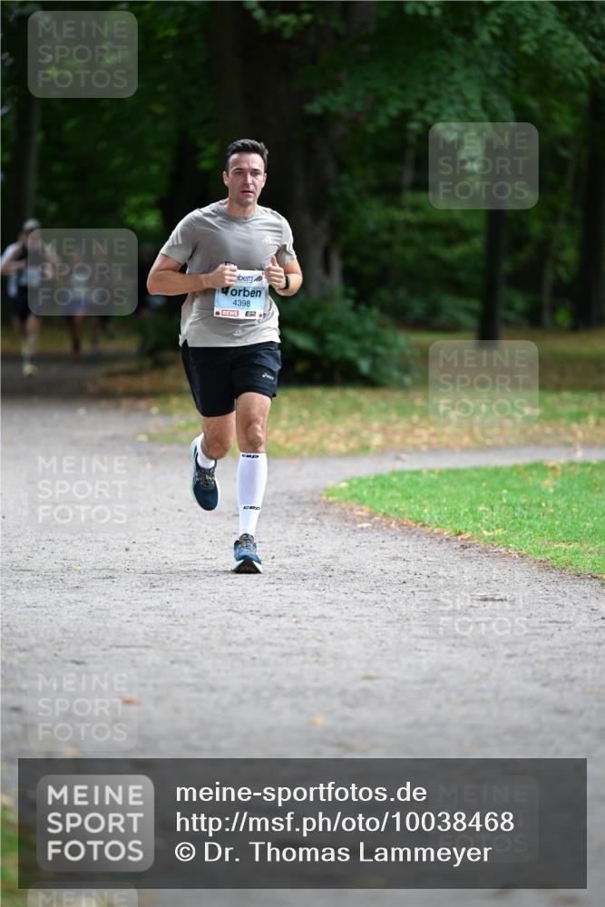 30.08.2026 - Blankeneser Heldenlauf Dr. Thomas Lammeyer http://msf.ph/oto/10038468 30.08.2026 11:09:07 Laufen 4398 meine-sportfotos.de