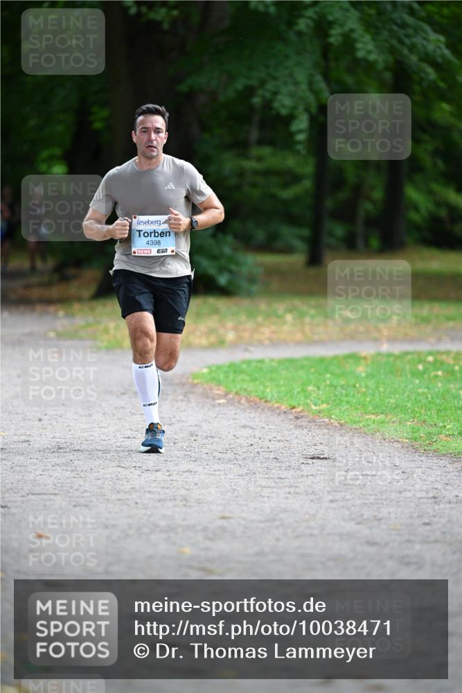 30.08.2026 - Blankeneser Heldenlauf Dr. Thomas Lammeyer http://msf.ph/oto/10038471 30.08.2026 11:09:08 Laufen 4398, 57 meine-sportfotos.de