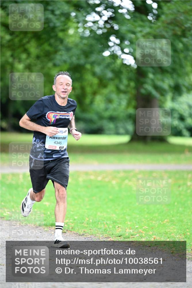 30.08.2026 - Blankeneser Heldenlauf Dr. Thomas Lammeyer http://msf.ph/oto/10038561 30.08.2026 11:09:52 Laufen 4345 meine-sportfotos.de