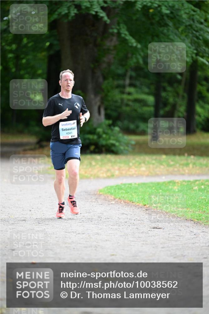 30.08.2026 - Blankeneser Heldenlauf Dr. Thomas Lammeyer http://msf.ph/oto/10038562 30.08.2026 11:09:54 Laufen 4341, 57 meine-sportfotos.de