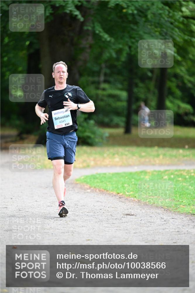 30.08.2026 - Blankeneser Heldenlauf Dr. Thomas Lammeyer http://msf.ph/oto/10038566 30.08.2026 11:09:54 Laufen 4341, 57 meine-sportfotos.de