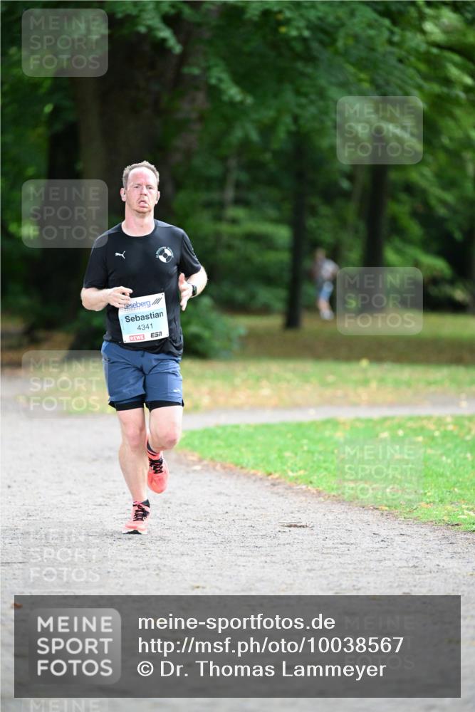 30.08.2026 - Blankeneser Heldenlauf Dr. Thomas Lammeyer http://msf.ph/oto/10038567 30.08.2026 11:09:54 Laufen 4341, 517 meine-sportfotos.de