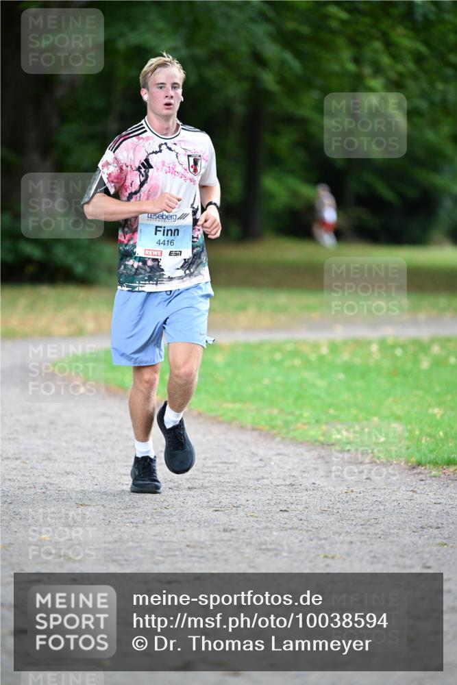 30.08.2026 - Blankeneser Heldenlauf Dr. Thomas Lammeyer http://msf.ph/oto/10038594 30.08.2026 11:10:16 Laufen 4416 meine-sportfotos.de
