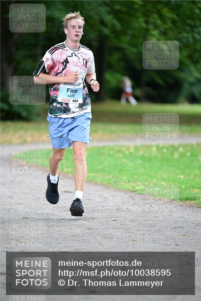30.08.2026 - Blankeneser Heldenlauf Dr. Thomas Lammeyer http://msf.ph/oto/10038595 30.08.2026 11:10:16 Laufen 4416 meine-sportfotos.de