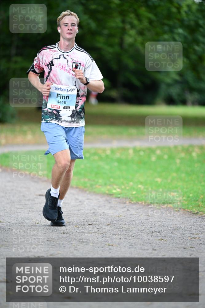 30.08.2026 - Blankeneser Heldenlauf Dr. Thomas Lammeyer http://msf.ph/oto/10038597 30.08.2026 11:10:17 Laufen 4416 meine-sportfotos.de