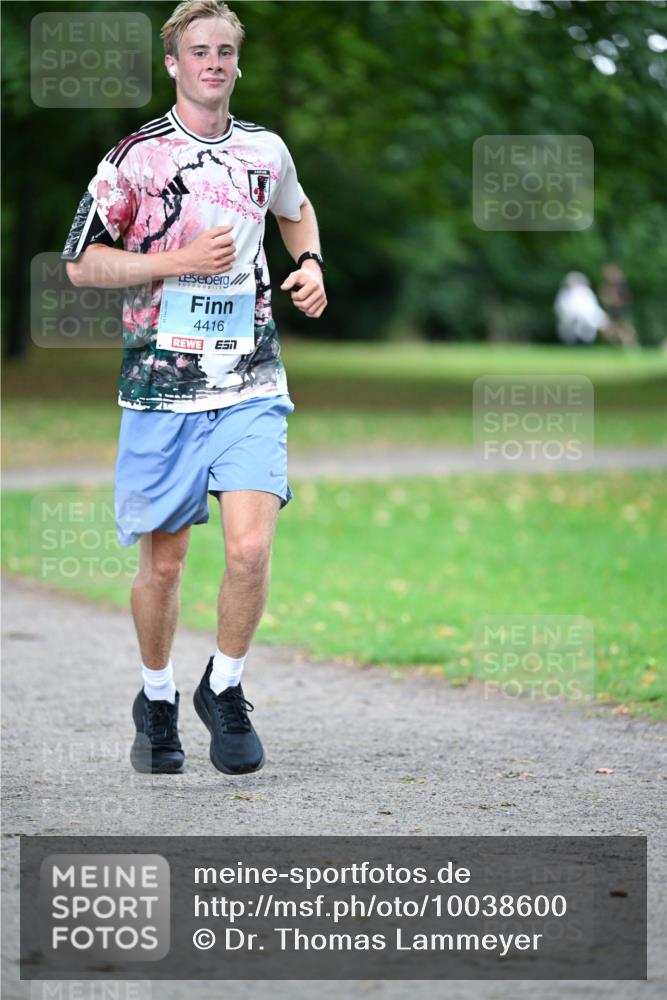 30.08.2026 - Blankeneser Heldenlauf Dr. Thomas Lammeyer http://msf.ph/oto/10038600 30.08.2026 11:10:17 Laufen 4416 meine-sportfotos.de