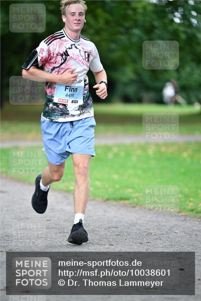 30.08.2026 - Blankeneser Heldenlauf Dr. Thomas Lammeyer http://msf.ph/oto/10038601 30.08.2026 11:10:17 Laufen 4416 meine-sportfotos.de