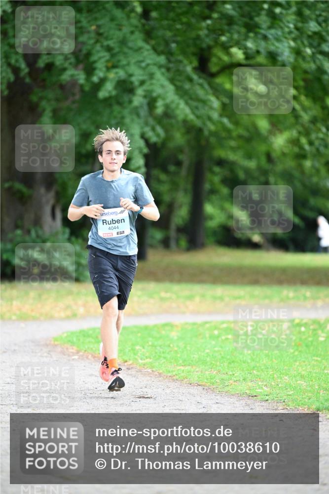 30.08.2026 - Blankeneser Heldenlauf Dr. Thomas Lammeyer http://msf.ph/oto/10038610 30.08.2026 11:10:29 Laufen 4044, 7 meine-sportfotos.de
