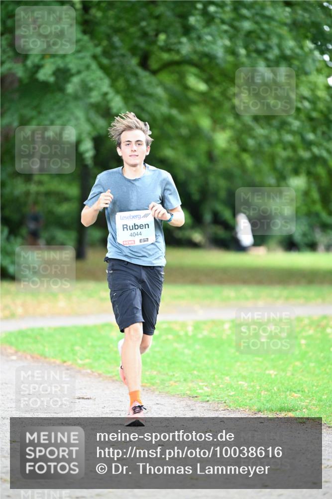 30.08.2026 - Blankeneser Heldenlauf Dr. Thomas Lammeyer http://msf.ph/oto/10038616 30.08.2026 11:10:30 Laufen 4044 meine-sportfotos.de