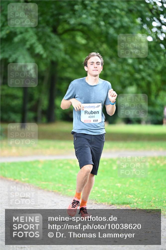 30.08.2026 - Blankeneser Heldenlauf Dr. Thomas Lammeyer http://msf.ph/oto/10038620 30.08.2026 11:10:30 Laufen 4044 meine-sportfotos.de