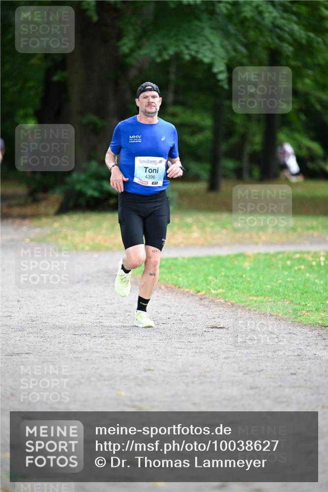 30.08.2026 - Blankeneser Heldenlauf Dr. Thomas Lammeyer http://msf.ph/oto/10038627 30.08.2026 11:10:33 Laufen 4396, 57, 42, 19, 26, 2 meine-sportfotos.de
