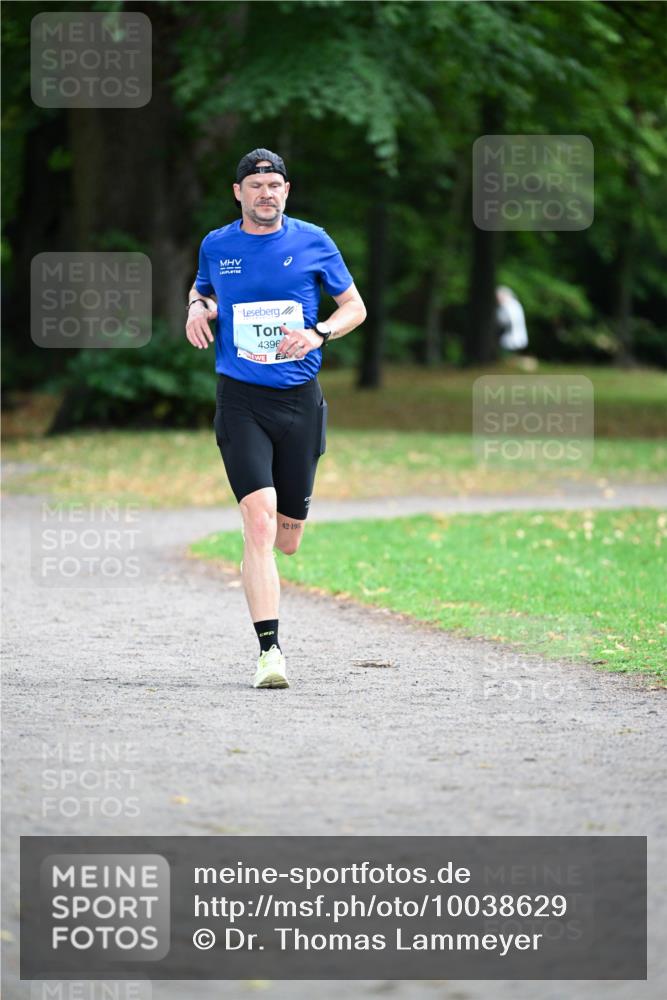 30.08.2026 - Blankeneser Heldenlauf Dr. Thomas Lammeyer http://msf.ph/oto/10038629 30.08.2026 11:10:34 Laufen 11, 4396, 42, 195 meine-sportfotos.de