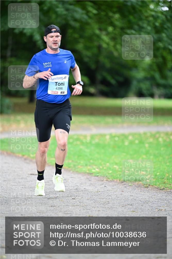 30.08.2026 - Blankeneser Heldenlauf Dr. Thomas Lammeyer http://msf.ph/oto/10038636 30.08.2026 11:10:35 Laufen 4396, 42, 195, 26, 2 meine-sportfotos.de