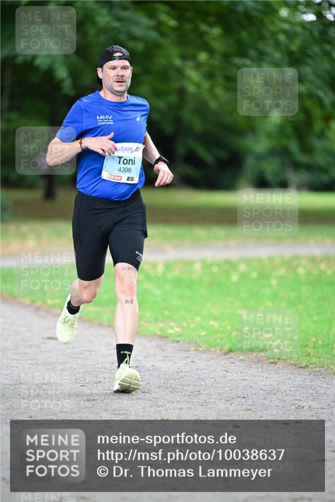 30.08.2026 - Blankeneser Heldenlauf Dr. Thomas Lammeyer http://msf.ph/oto/10038637 30.08.2026 11:10:35 Laufen 4396, 42, 195, 26, 2 meine-sportfotos.de