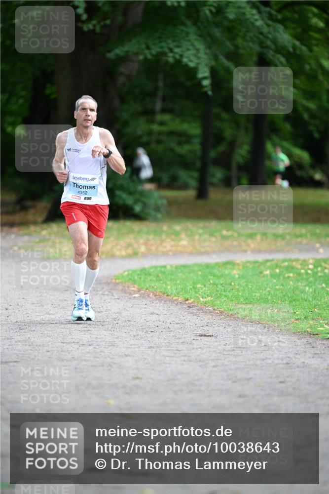 30.08.2026 - Blankeneser Heldenlauf Dr. Thomas Lammeyer http://msf.ph/oto/10038643 30.08.2026 11:10:39 Laufen 4352 meine-sportfotos.de