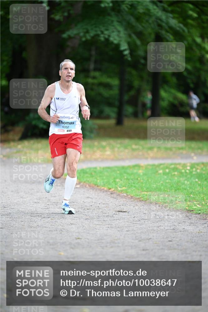 30.08.2026 - Blankeneser Heldenlauf Dr. Thomas Lammeyer http://msf.ph/oto/10038647 30.08.2026 11:10:39 Laufen 4352 meine-sportfotos.de
