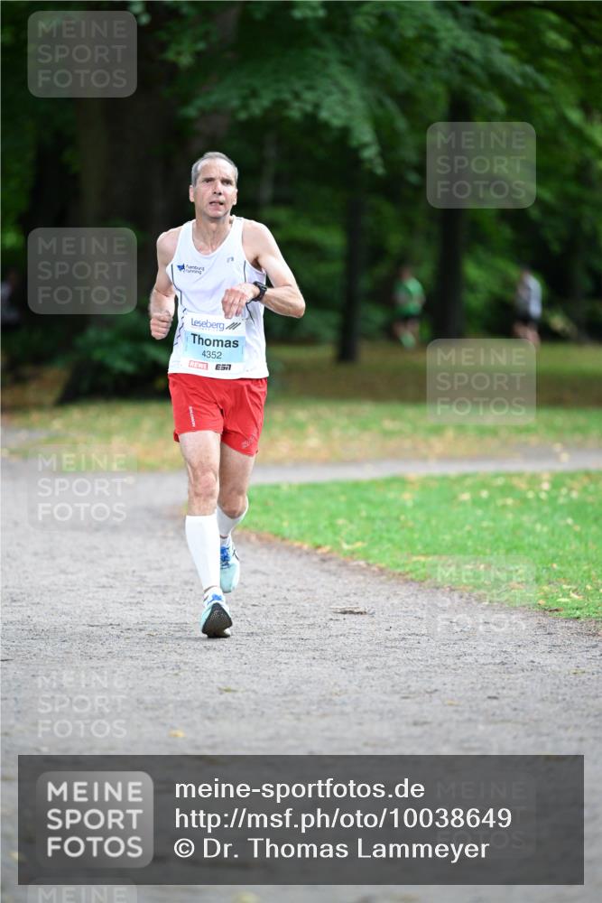30.08.2026 - Blankeneser Heldenlauf Dr. Thomas Lammeyer http://msf.ph/oto/10038649 30.08.2026 11:10:40 Laufen 4352 meine-sportfotos.de