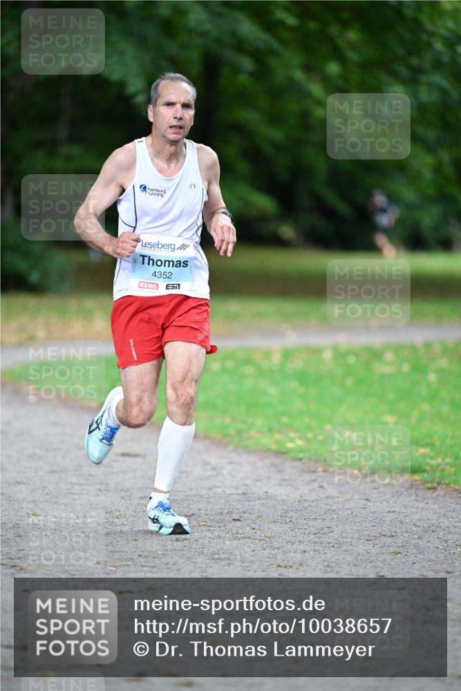 30.08.2026 - Blankeneser Heldenlauf Dr. Thomas Lammeyer http://msf.ph/oto/10038657 30.08.2026 11:10:41 Laufen 4352 meine-sportfotos.de