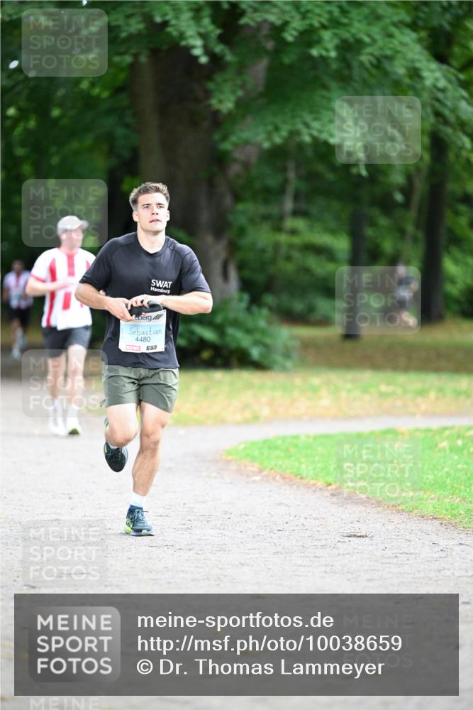 30.08.2026 - Blankeneser Heldenlauf Dr. Thomas Lammeyer http://msf.ph/oto/10038659 30.08.2026 11:10:44 Laufen 4480 meine-sportfotos.de