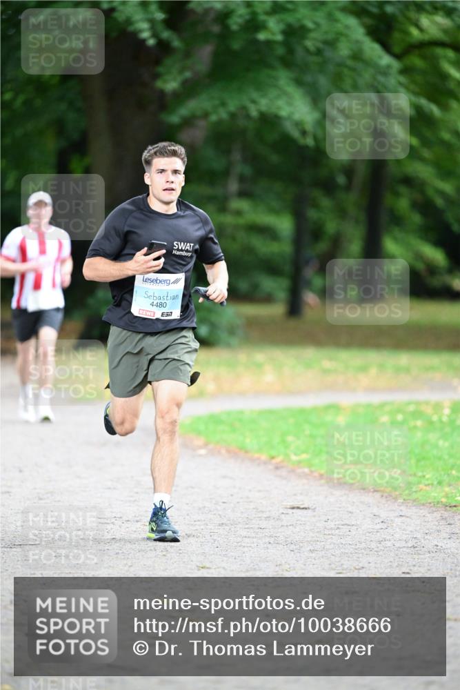 30.08.2026 - Blankeneser Heldenlauf Dr. Thomas Lammeyer http://msf.ph/oto/10038666 30.08.2026 11:10:44 Laufen 4480, 517 meine-sportfotos.de