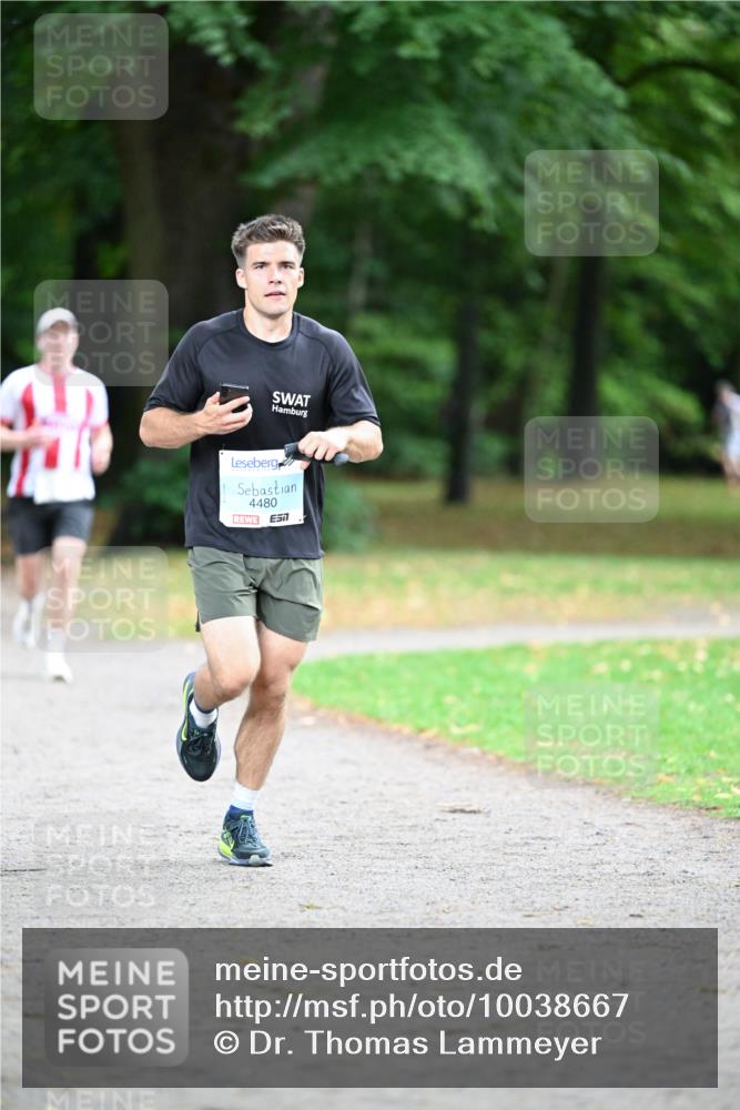 30.08.2026 - Blankeneser Heldenlauf Dr. Thomas Lammeyer http://msf.ph/oto/10038667 30.08.2026 11:10:44 Laufen 4480, 57 meine-sportfotos.de