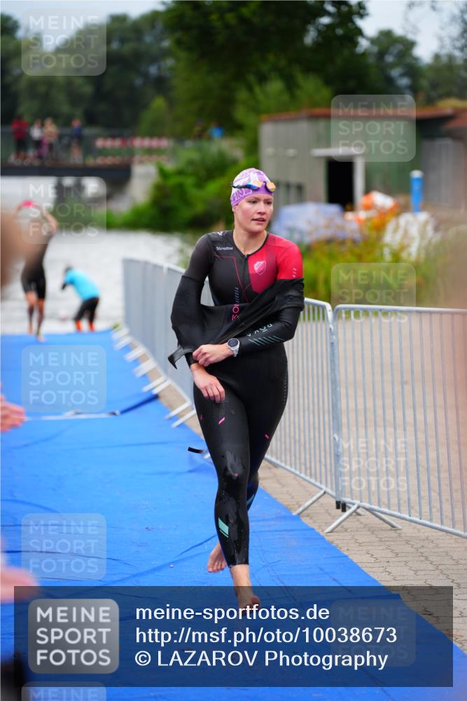 30.08.2026 - Elbe Triathlon Hamburg LAZAROV Photography http://msf.ph/oto/10038673 30.08.2026 14:03:20 Schwimmen 154 meine-sportfotos.de