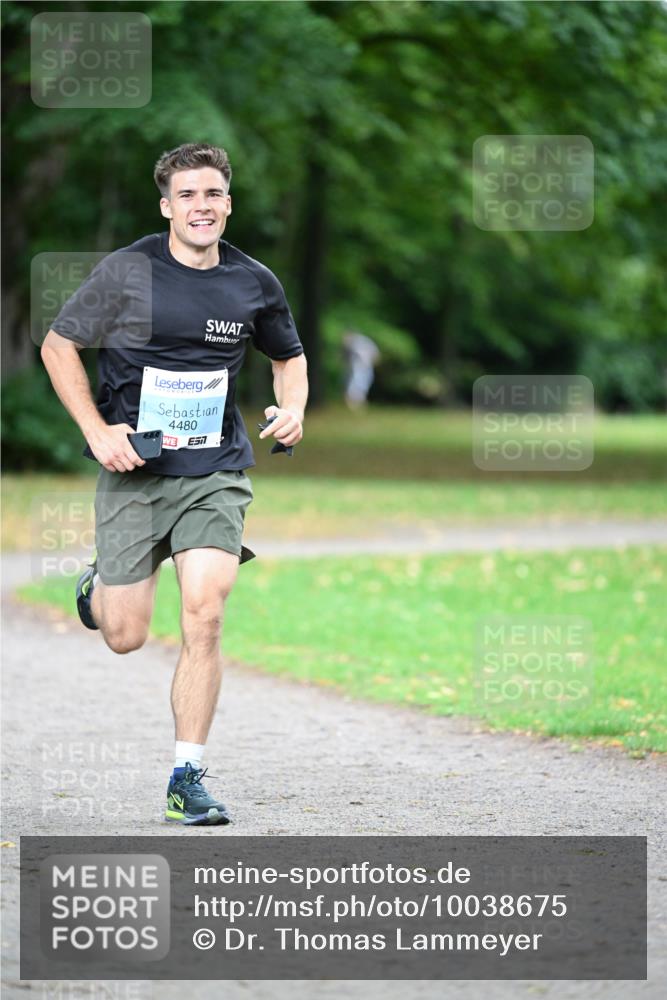 30.08.2026 - Blankeneser Heldenlauf Dr. Thomas Lammeyer http://msf.ph/oto/10038675 30.08.2026 11:10:45 Laufen 800, 4480 meine-sportfotos.de