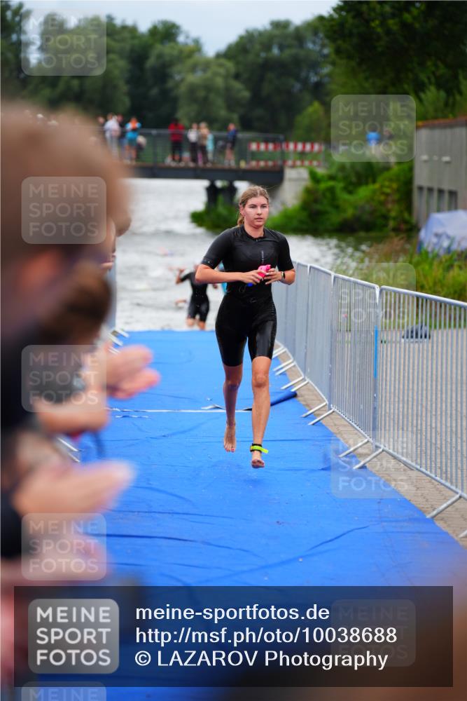 30.08.2026 - Elbe Triathlon Hamburg LAZAROV Photography http://msf.ph/oto/10038688 30.08.2026 14:03:25 Schwimmen 154, 163 meine-sportfotos.de