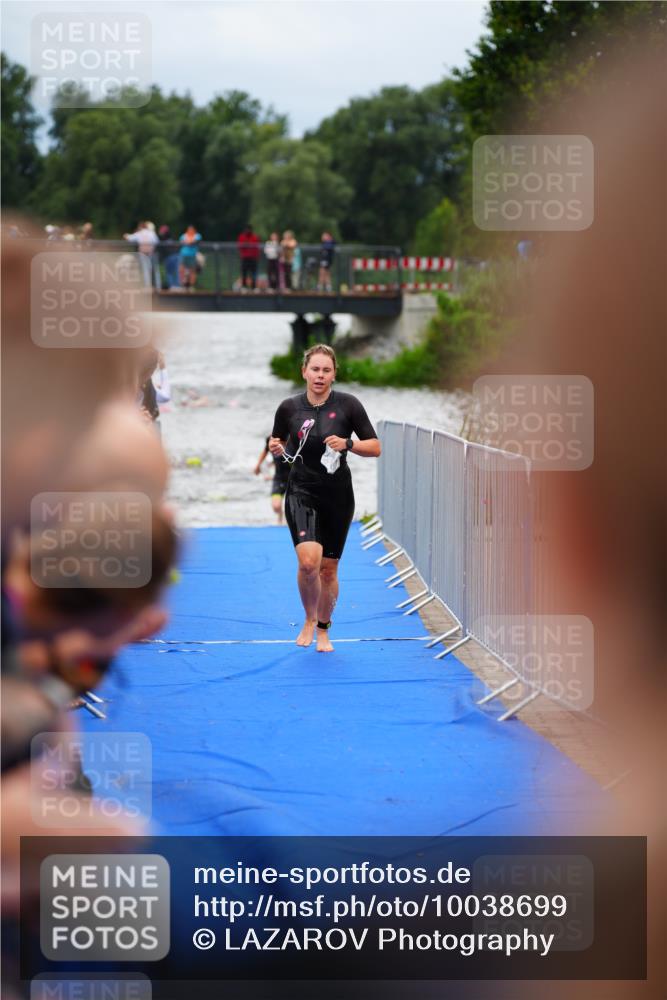 30.08.2026 - Elbe Triathlon Hamburg LAZAROV Photography http://msf.ph/oto/10038699 30.08.2026 14:03:32 Schwimmen 147, 154, 163 meine-sportfotos.de