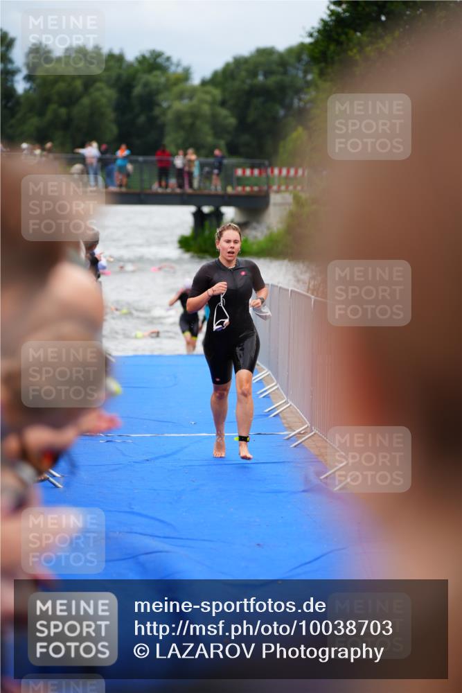 30.08.2026 - Elbe Triathlon Hamburg LAZAROV Photography http://msf.ph/oto/10038703 30.08.2026 14:03:32 Schwimmen 147, 154, 163 meine-sportfotos.de