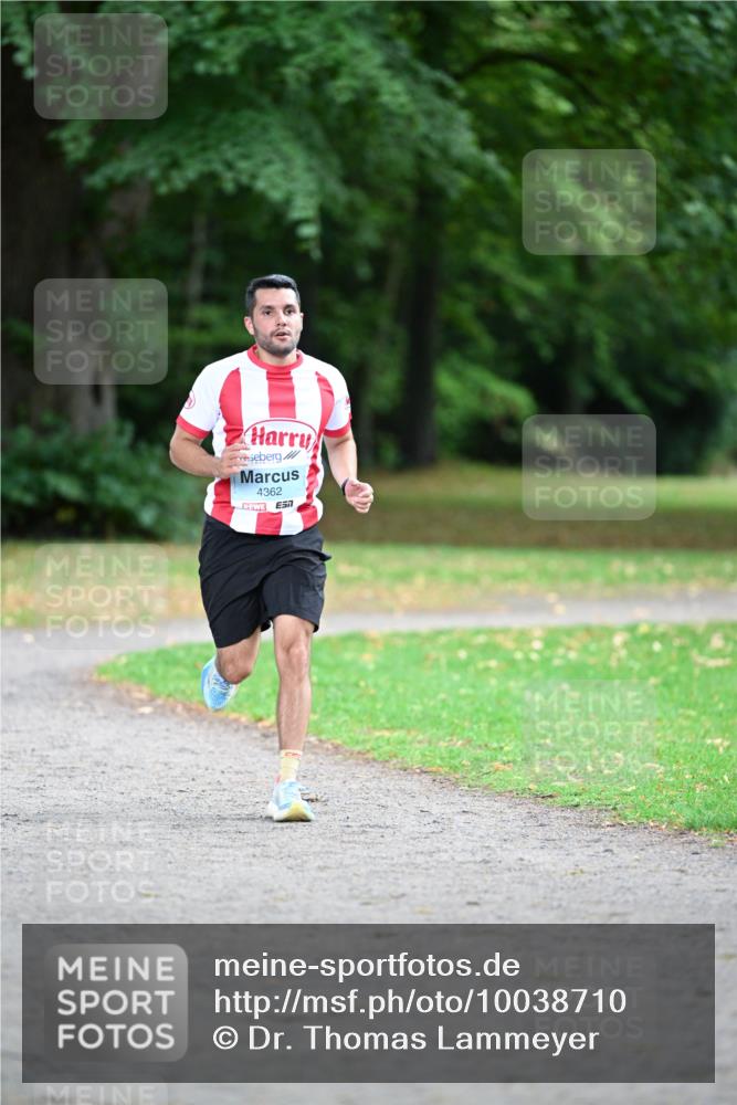 30.08.2026 - Blankeneser Heldenlauf Dr. Thomas Lammeyer http://msf.ph/oto/10038710 30.08.2026 11:10:57 Laufen 4362 meine-sportfotos.de