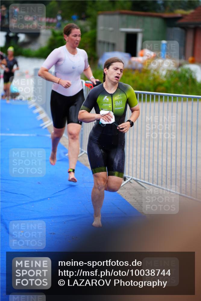 30.08.2026 - Elbe Triathlon Hamburg LAZAROV Photography http://msf.ph/oto/10038744 30.08.2026 14:03:54 Schwimmen 129, 131, 140, 150, 164 meine-sportfotos.de