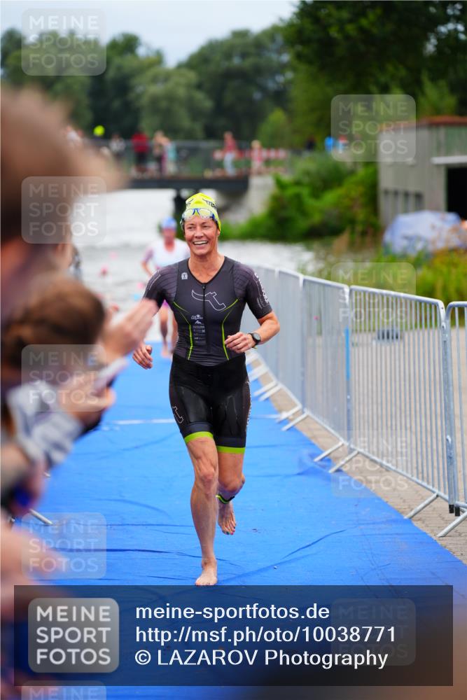 30.08.2026 - Elbe Triathlon Hamburg LAZAROV Photography http://msf.ph/oto/10038771 30.08.2026 14:04:02 Schwimmen 131, 140, 148, 150, 164, 171 meine-sportfotos.de