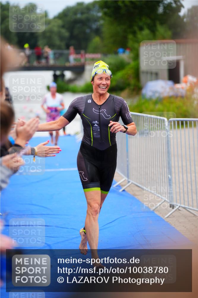 30.08.2026 - Elbe Triathlon Hamburg LAZAROV Photography http://msf.ph/oto/10038780 30.08.2026 14:04:03 Schwimmen 131, 140, 148, 150, 164, 171 meine-sportfotos.de