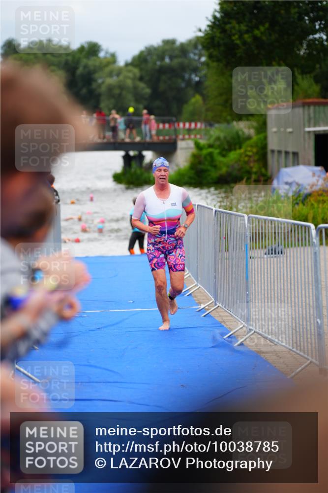 30.08.2026 - Elbe Triathlon Hamburg LAZAROV Photography http://msf.ph/oto/10038785 30.08.2026 14:04:05 Schwimmen 131, 140, 148, 150, 164, 171 meine-sportfotos.de