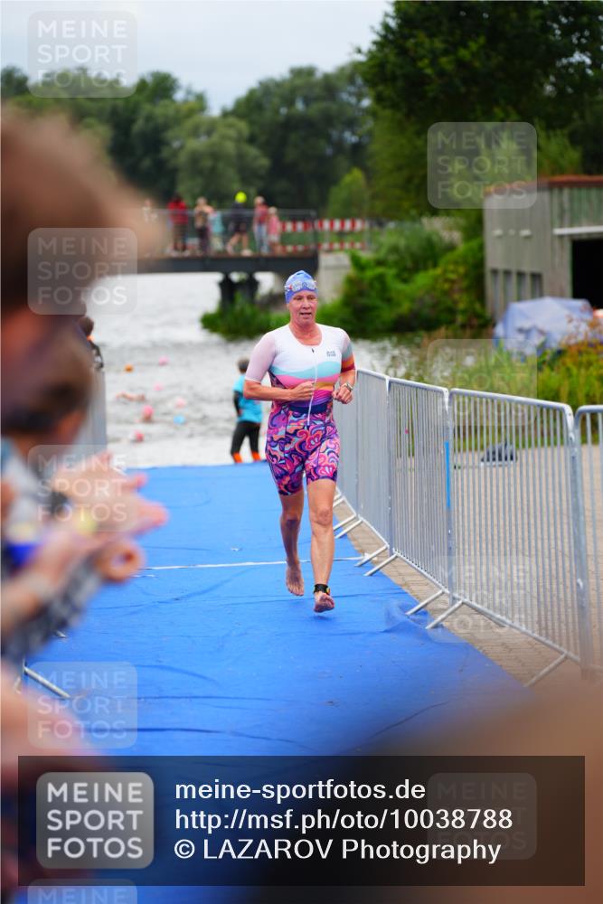 30.08.2026 - Elbe Triathlon Hamburg LAZAROV Photography http://msf.ph/oto/10038788 30.08.2026 14:04:06 Schwimmen 140, 148, 150, 164, 171 meine-sportfotos.de