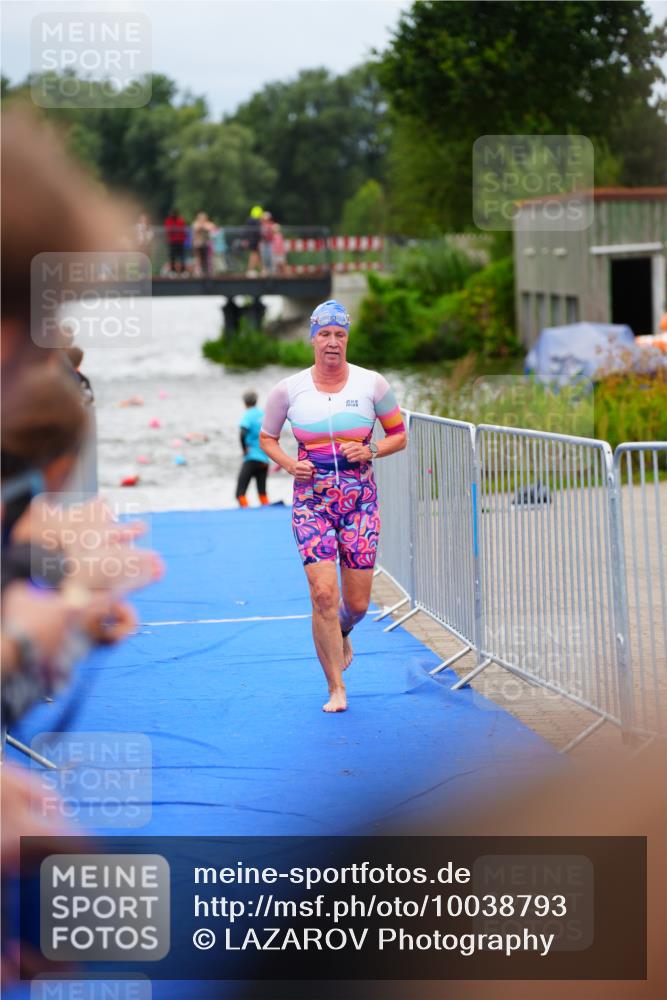 30.08.2026 - Elbe Triathlon Hamburg LAZAROV Photography http://msf.ph/oto/10038793 30.08.2026 14:04:06 Schwimmen 140, 148, 150, 164, 171 meine-sportfotos.de